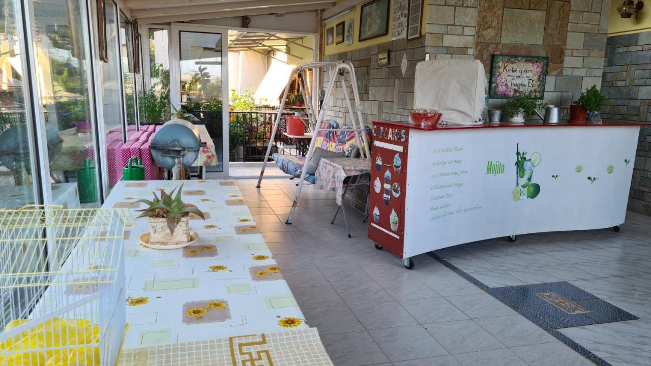 Villa George - Family Holidays Неа-Макрі Екстер'єр фото