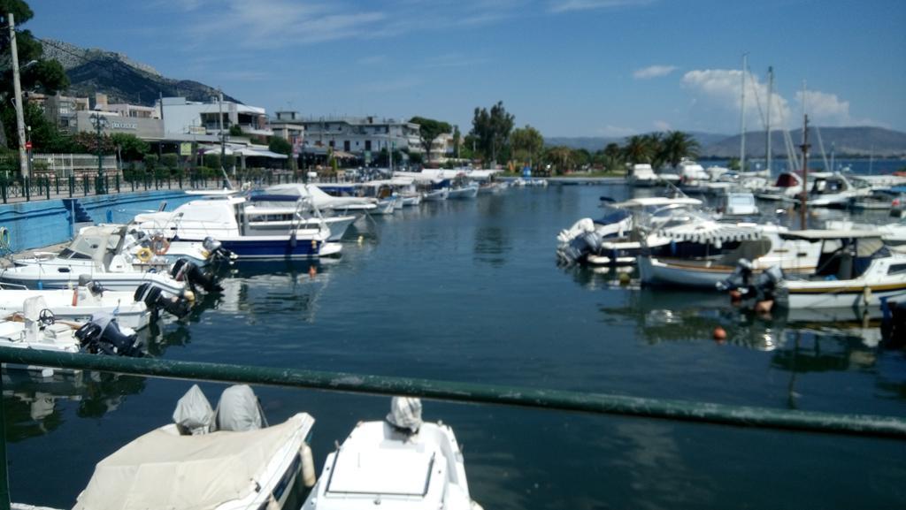Villa George - Family Holidays Неа-Макрі Екстер'єр фото