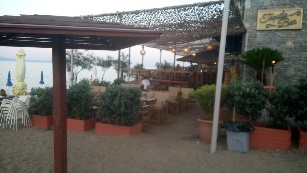 Villa George - Family Holidays Неа-Макрі Екстер'єр фото