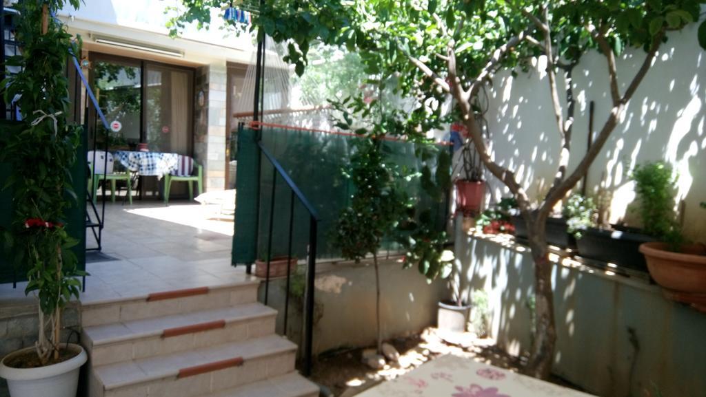 Villa George - Family Holidays Неа-Макрі Екстер'єр фото
